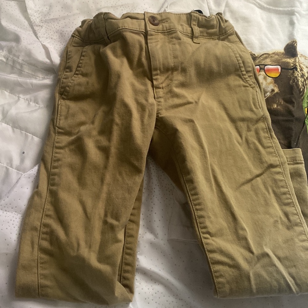 Boys Outfit Size 5/5T - Picture 3 of 4